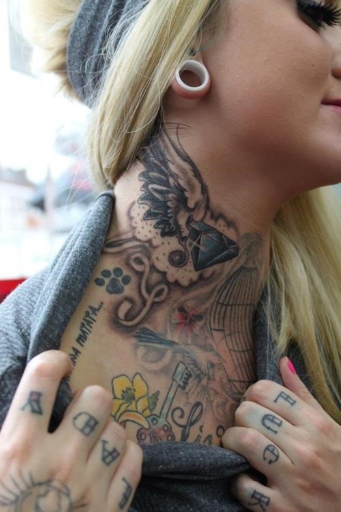 81 Sweet Neck Tattoos For Women