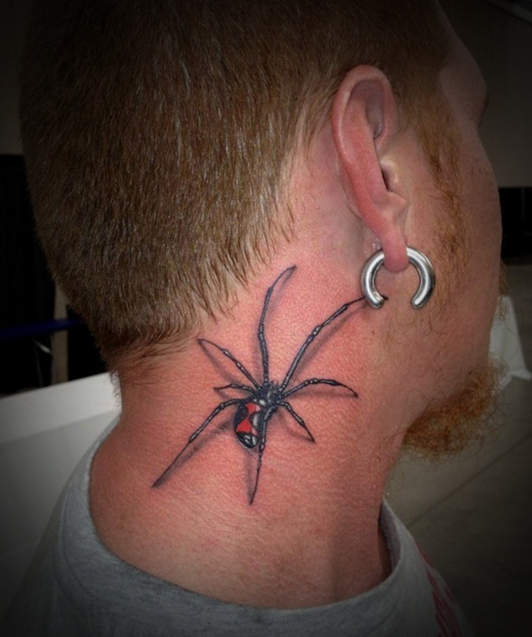 Тату паук у мужчины. Тату паук. Тату паук на шее. Паучок шея.