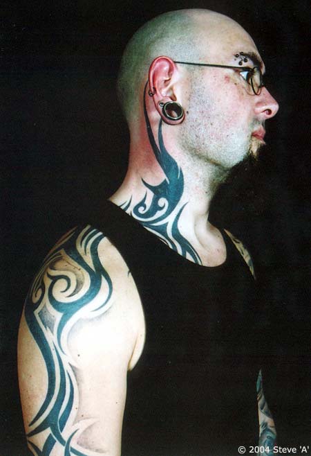 Awesome Tribal Tattoo On Neck