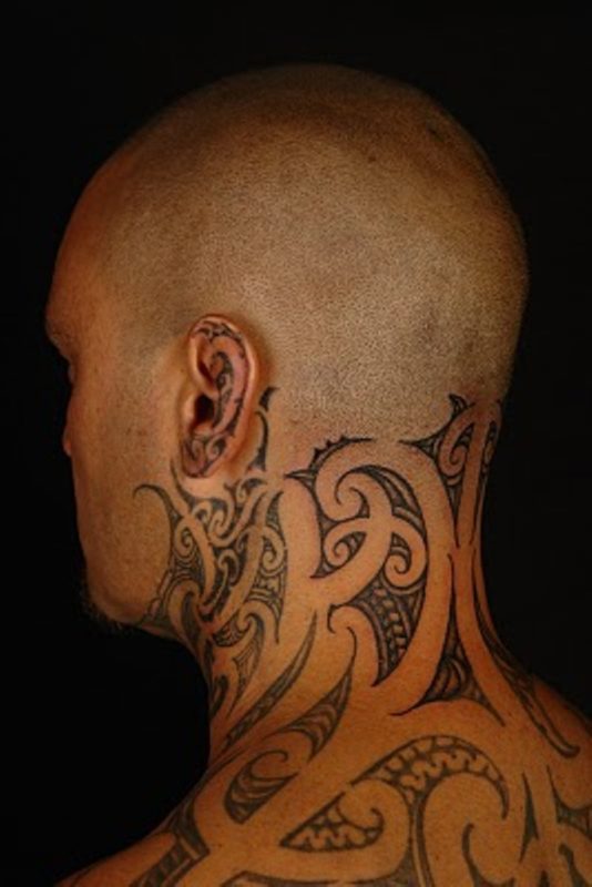 Black Tribal Tattoo On Neck Back 