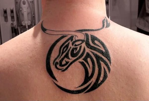 Black Tribal Tattoo On Neck Back