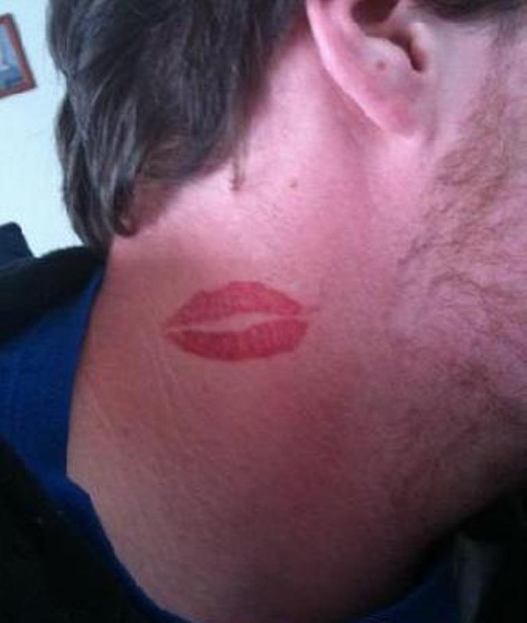 39 Lovely Kiss Neck Tattoos.