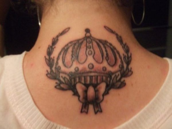 Nice Black Crown On Neck