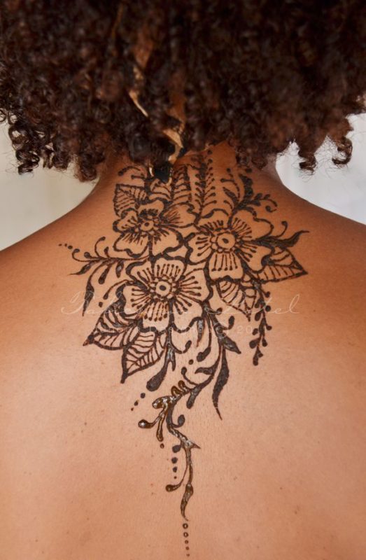 Simple Designer Henna Tattoo On Neck