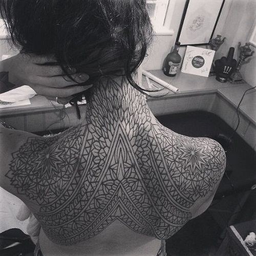 Tribal Covered Henna Tattoo On Neck